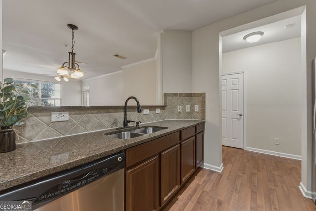 4805 W Village Way SE UNIT, Smyrna, GA 30080