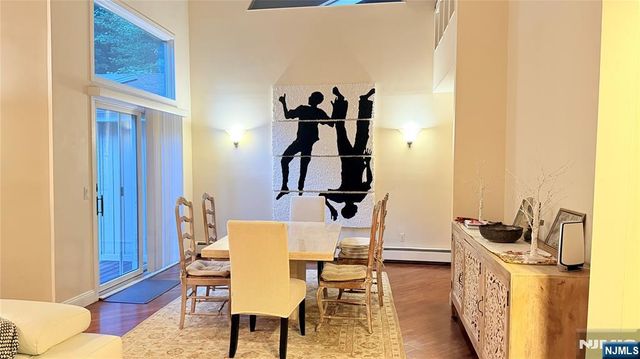 51 Weiss Road, Upper Saddle River, NJ 07458