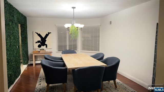 51 Weiss Road, Upper Saddle River, NJ 07458
