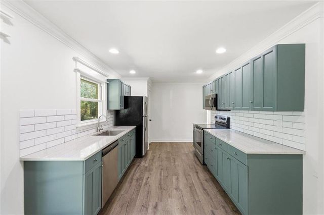 2051 Dundee Drive, Smyrna, GA 30080