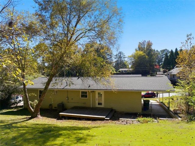 2051 Dundee Drive, Smyrna, GA 30080