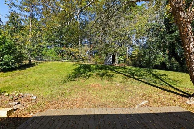 2051 Dundee Drive, Smyrna, GA 30080