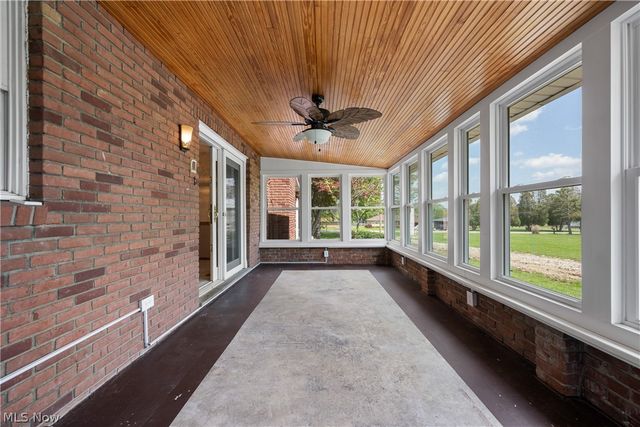 568 W Nimisila Road, Akron, OH 44319