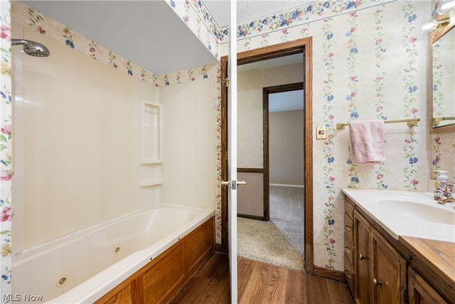568 W Nimisila Road, Akron, OH 44319