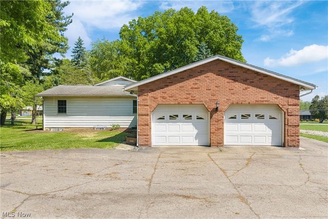568 W Nimisila Road, Akron, OH 44319