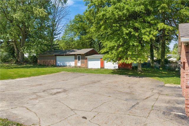 568 W Nimisila Road, Akron, OH 44319