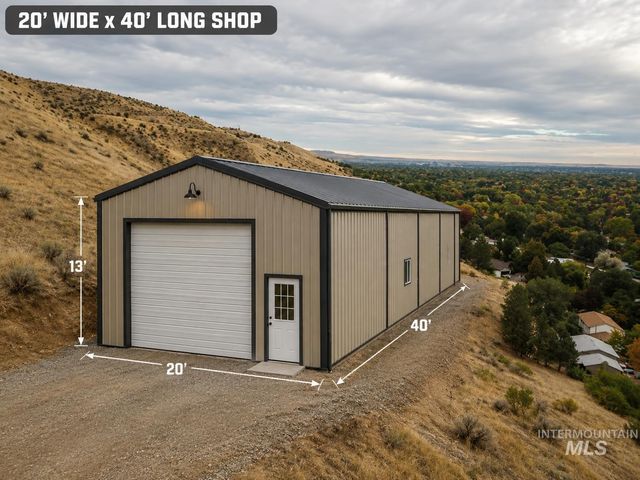 5432 W Hill Road, Boise, ID 83703