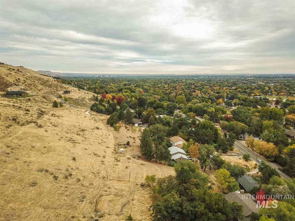 5432 W Hill Road, Boise, ID 83703 photo 14
