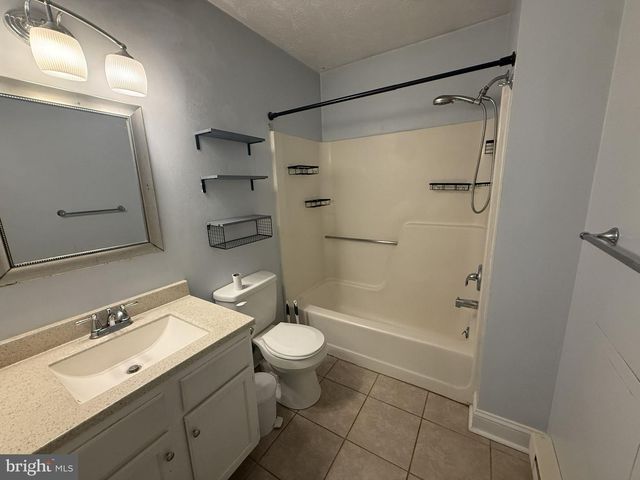 380 SHAWNEE AVE, Winchester, VA 22601