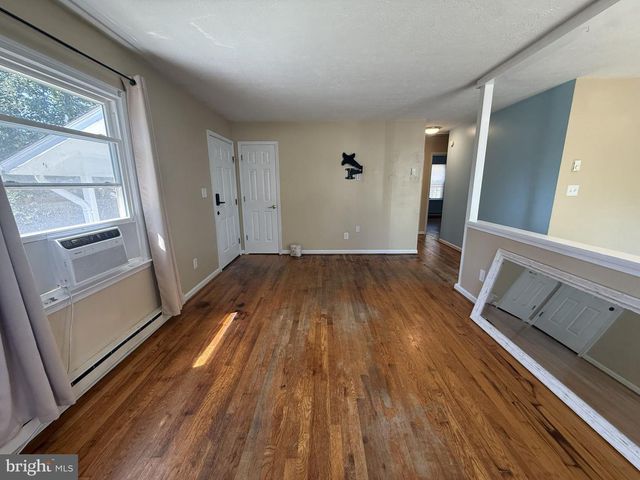 380 SHAWNEE AVE, Winchester, VA 22601