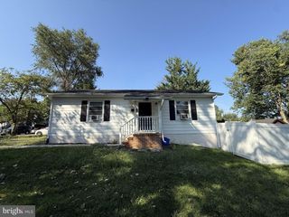 380 SHAWNEE AVE, Winchester, VA 22601
