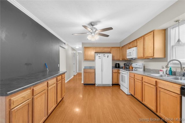 920 N Third Street, Austin, IN 47102