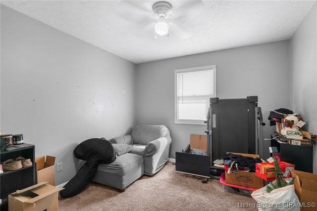 920 N Third Street, Austin, IN 47102