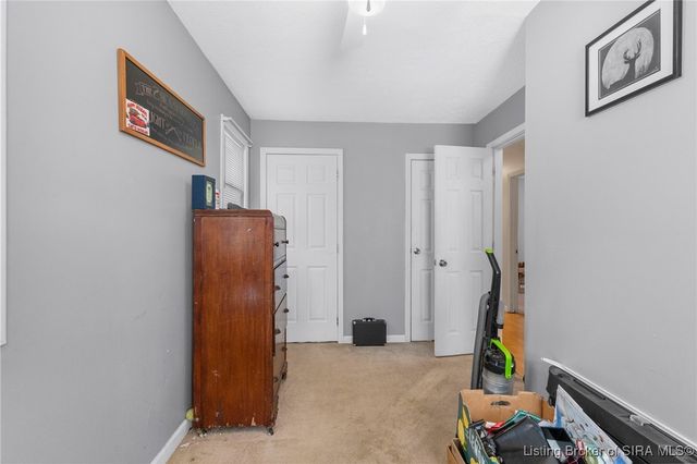 920 N Third Street, Austin, IN 47102