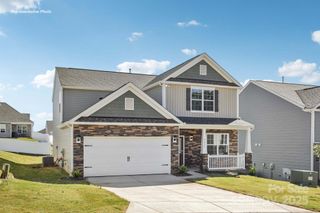 530 Dazzle Loop, Newton, NC 28658