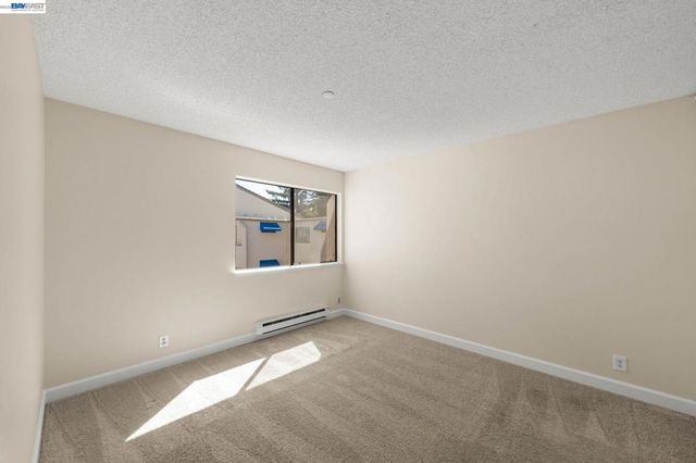 1930 Barrymore Cmn Z, Fremont, CA 94538