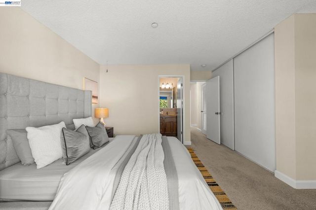 1930 Barrymore Cmn Z, Fremont, CA 94538
