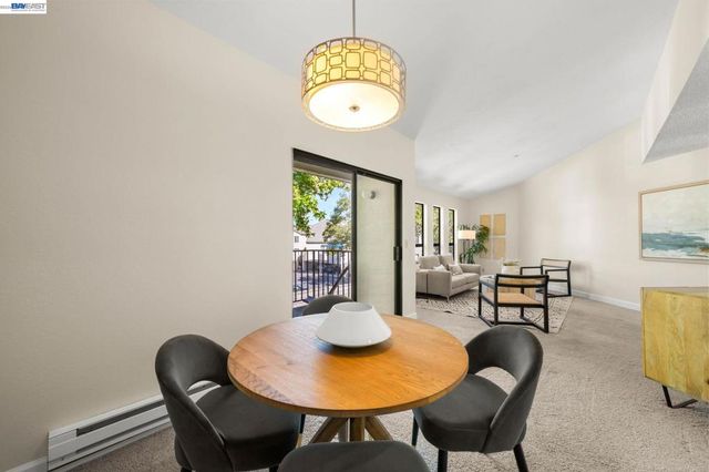 1930 Barrymore Cmn Z, Fremont, CA 94538