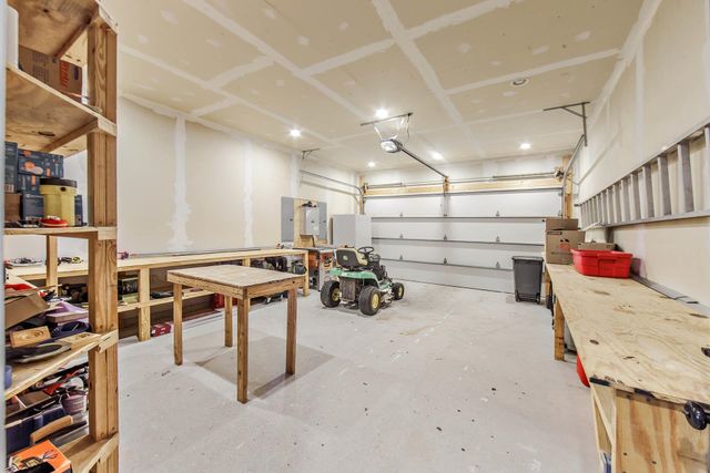 1705 Bayou Black Dr, Houma, LA 70360