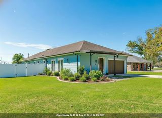 1705 Bayou Black Dr, Houma, LA 70360