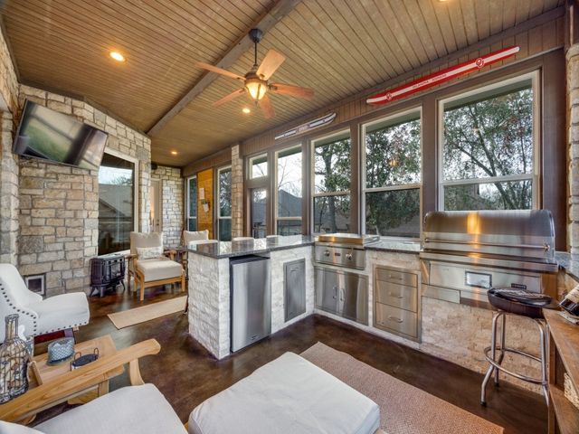 107 Memorial Street, Gordonville, TX 76245