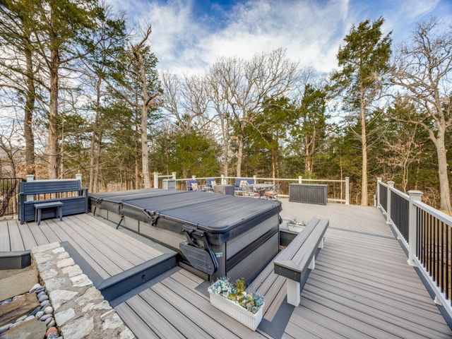 107 Memorial Street, Gordonville, TX 76245