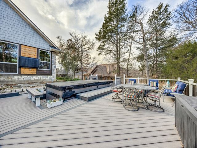 107 Memorial Street, Gordonville, TX 76245