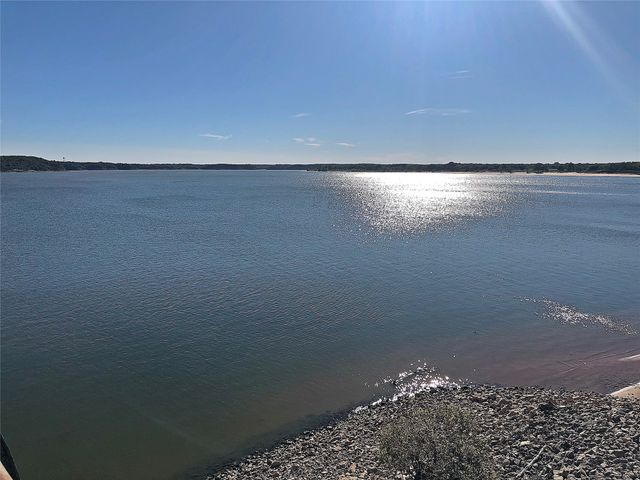 107 Memorial Street, Gordonville, TX 76245