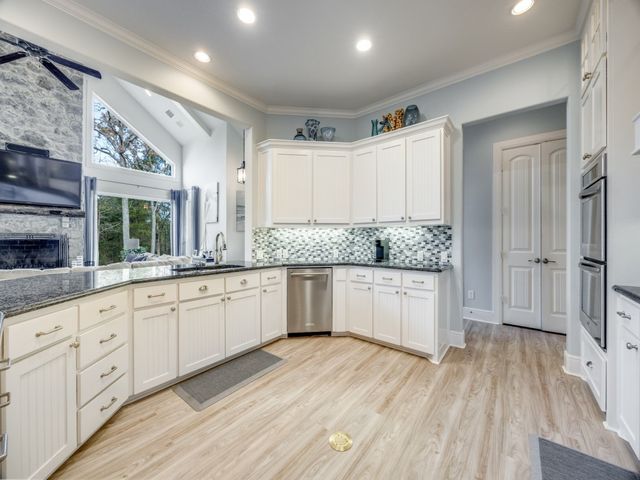 107 Memorial Street, Gordonville, TX 76245