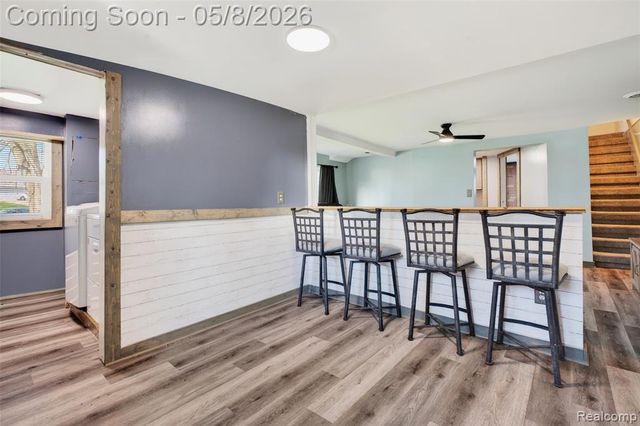 29157 S Wesley Avenue, Flat Rock, MI 48134