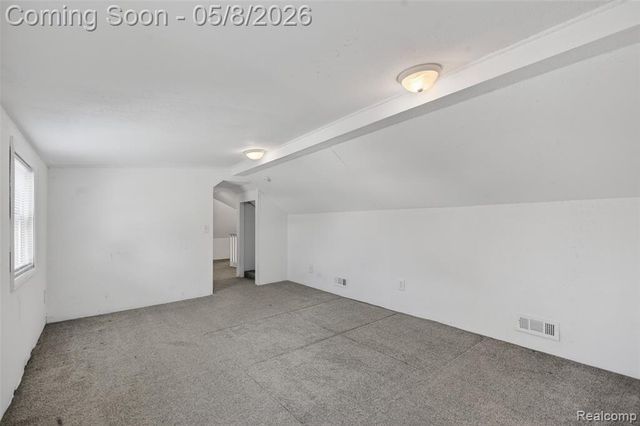 29157 S Wesley Avenue, Flat Rock, MI 48134
