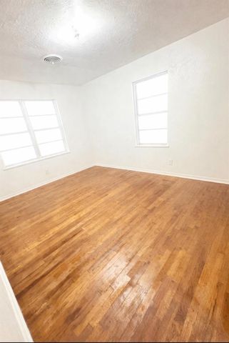 2108 Horn Road, Bay City, TX 77414