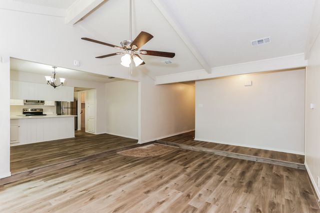 1714 Yorktown Drive, Arlington, TX 76014