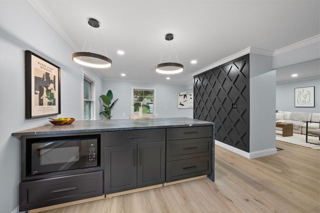 2583 Wexford Road, Columbus, OH 43221
