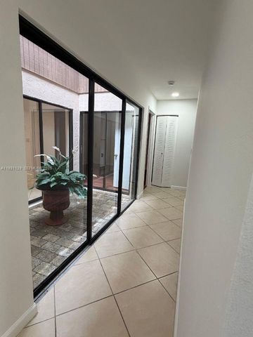 21601 Coronado Ave, Boca Raton, FL 33433