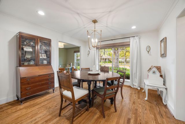 10011 Burgoyne Road, Houston, TX 77042
