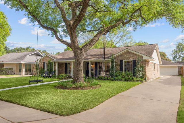 10011 Burgoyne Road, Houston, TX 77042