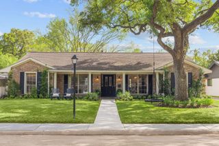 10011 Burgoyne Road, Houston, TX 77042