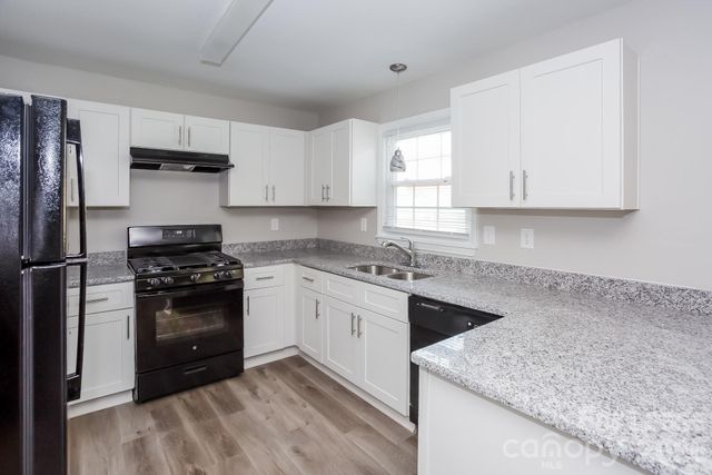 2157 Sheffield Drive, Kannapolis, NC 28083