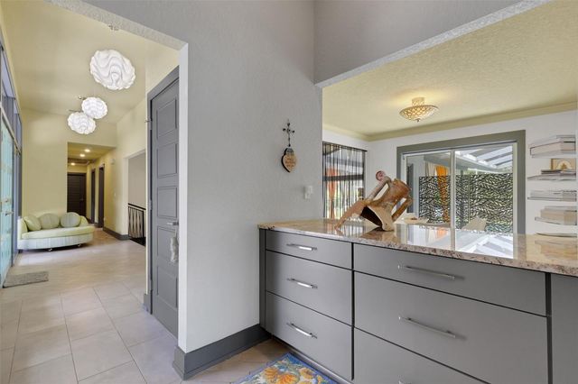 2634 COLLINS AVENUE, Lakeland, FL 33803