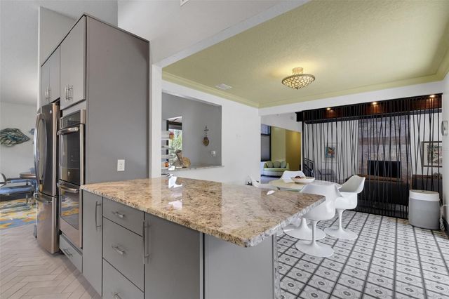 2634 COLLINS AVENUE, Lakeland, FL 33803
