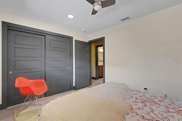 2634 COLLINS AVENUE, Lakeland, FL 33803
