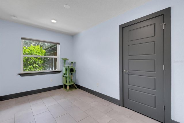 2634 COLLINS AVENUE, Lakeland, FL 33803