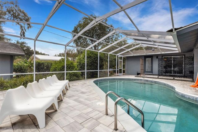 2634 COLLINS AVENUE, Lakeland, FL 33803