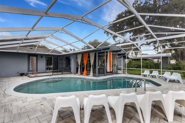 2634 COLLINS AVENUE, Lakeland, FL 33803