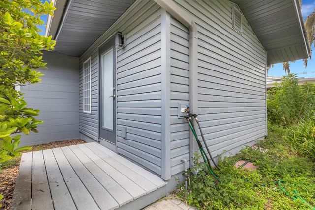 2634 COLLINS AVENUE, Lakeland, FL 33803