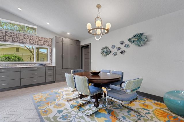 2634 COLLINS AVENUE, Lakeland, FL 33803