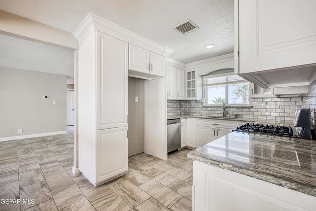 4200 RIDGECREST Drive, El Paso, TX 79902