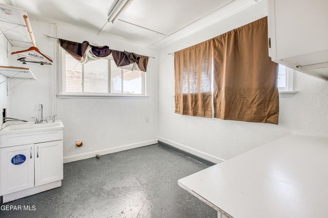 4200 RIDGECREST Drive, El Paso, TX 79902