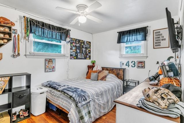 101 Regal St, Springfield, MA 01118